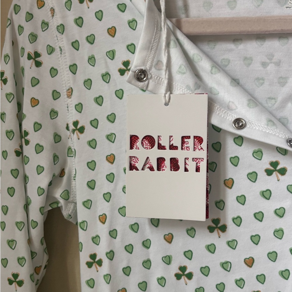 Roller Rabbit Pajama top - White with Green and Gold Hearts
